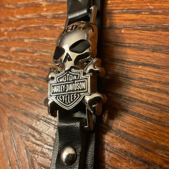 🏍🇺🇸Harley-Davidson Motor Cycles Black Leather Skull & Crossbones Bracelet! - Picture 15 of 16